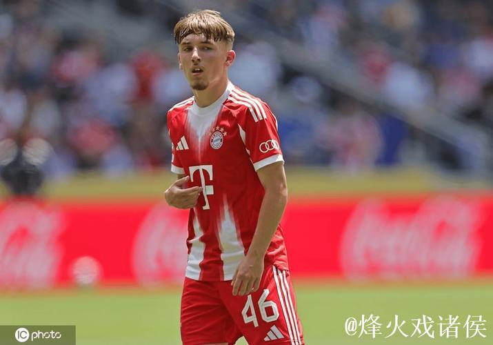 卡尔破门刷新五项最年轻纪录，拜仁2比2战平美因茨